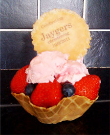 Personalised Ice Cream Wafer by Delicious Fruits and Fountains