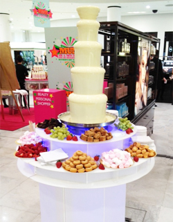 White Chocolate Fountain with dippers at Delicious Fruits & Fountains Client Event  Manchester